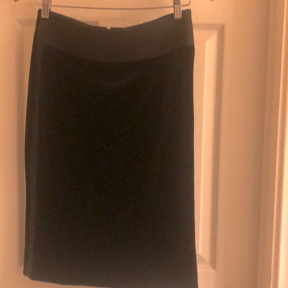 Equestrian designs velvet pencil skirt